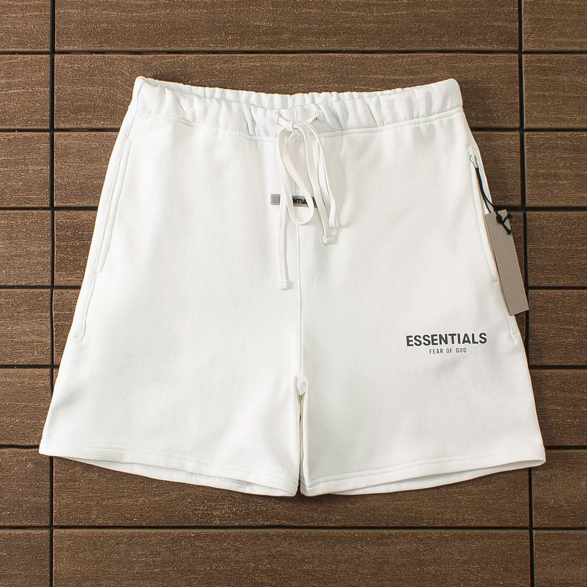 "essence" shorts white