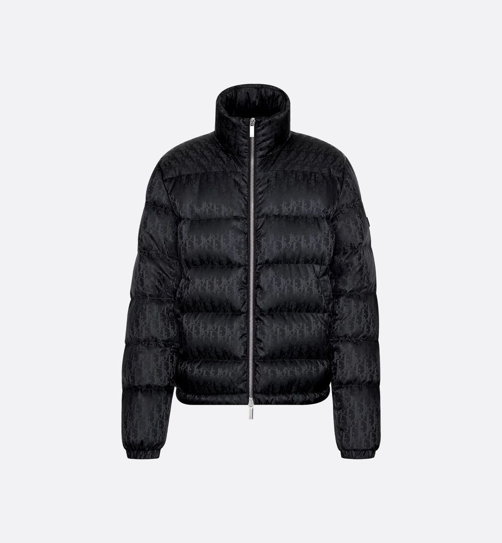 "D" Oblique Puffer Schwarz